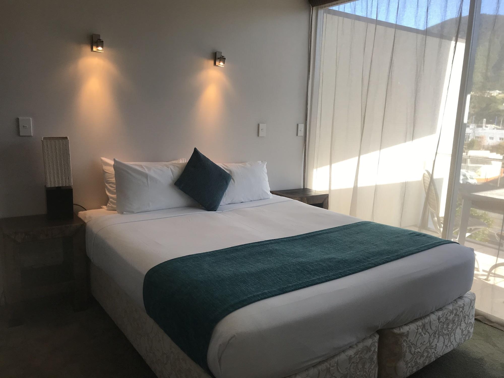 Edit Picton Ngoại thất bức ảnh